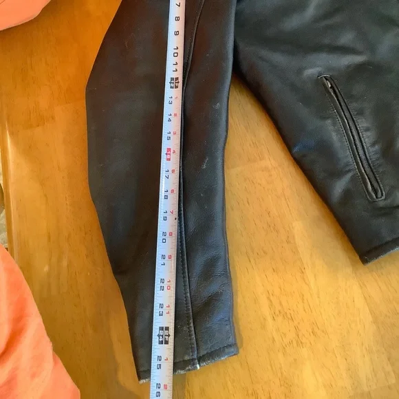 Genuine Harley Davidson Men’s Large black leather riding jacket - Picture 6 of 16
